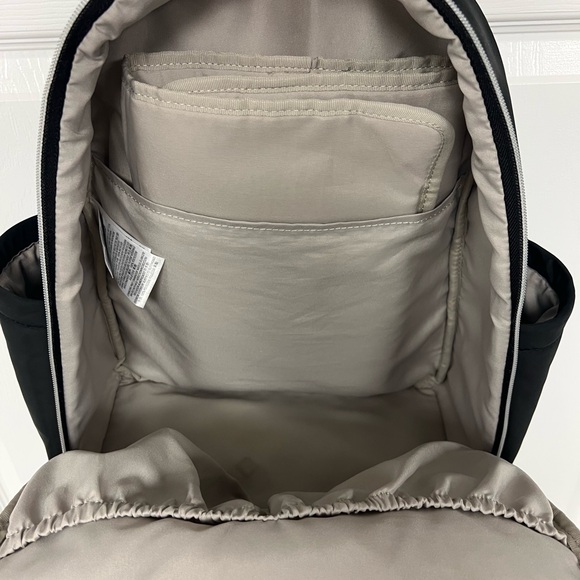 Skip Hop Black Diaper Backpack - Picture 3 of 5